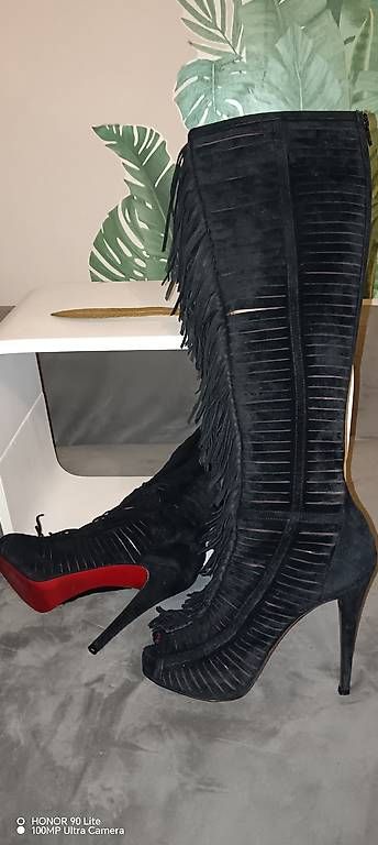 Scarpe da donna: Sublime bottes d'été Louboutin 35 – Usato da Genève venduto da car_9qm9 3