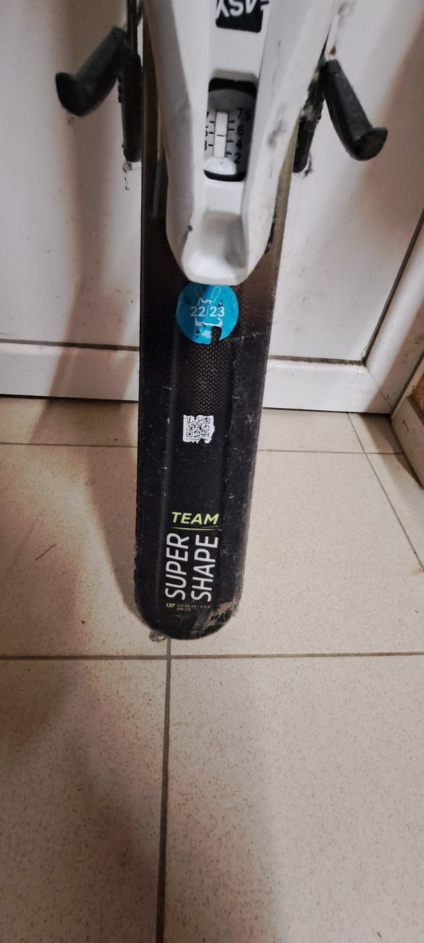 Head Skis: Jugendski 137 cm – Gebraucht aus Güttingen von zolli8594 1