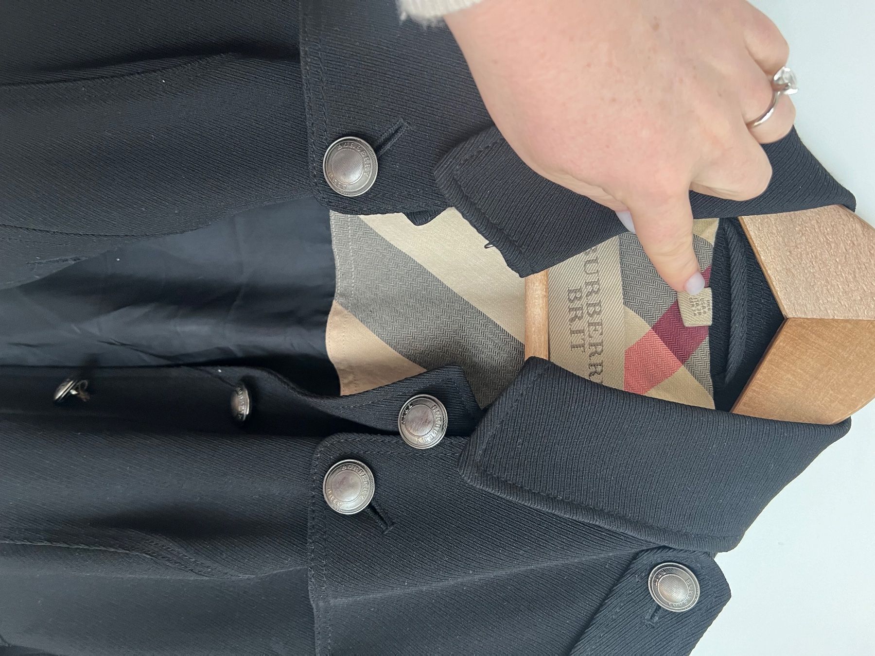 Burberry Vestes: Burberry jacket 34 – Neuf (Voir description) à Biel/Bienne par RO19 5