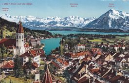 Thun und die Alpen