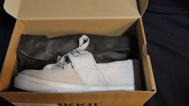 IKKII Sommer Sneaker, Gr. 42, neuwertig, Top Zustand!