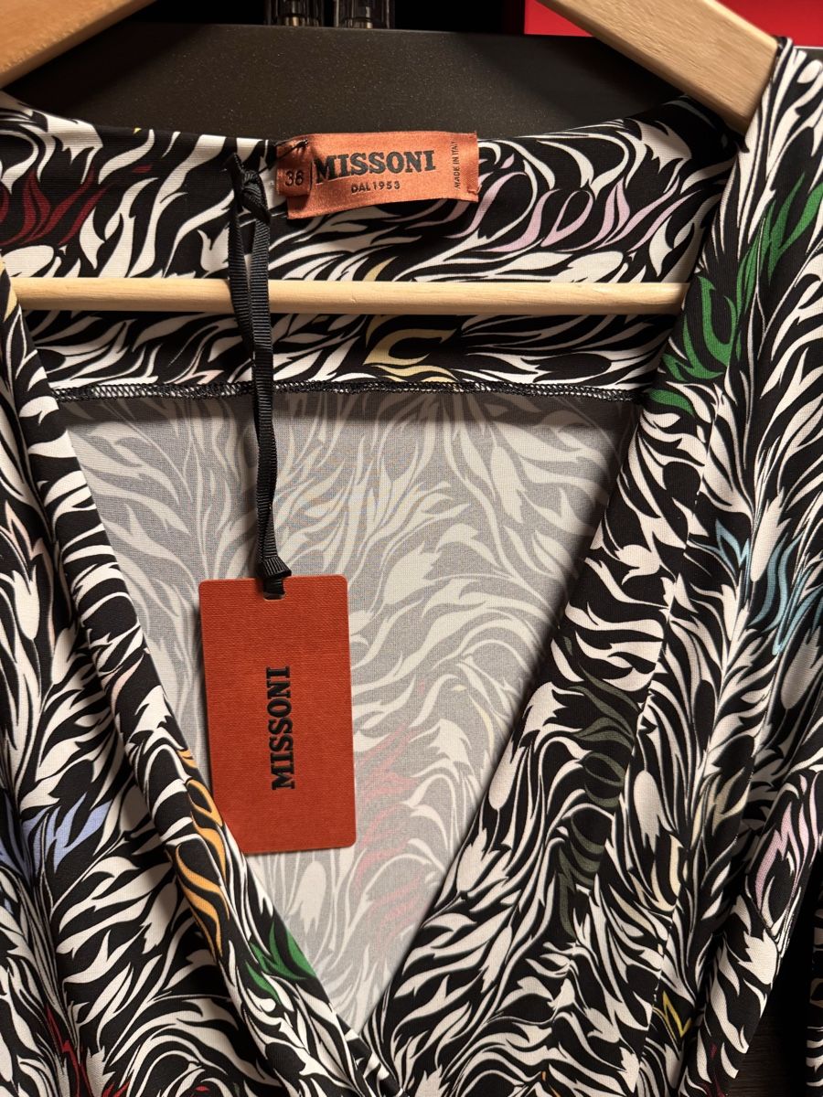 Missoni Vestiti: Missoni Kleid, Grösse IT 38, Wickelkleid – Usato da Wilderswil venduto da Renaissance1 1