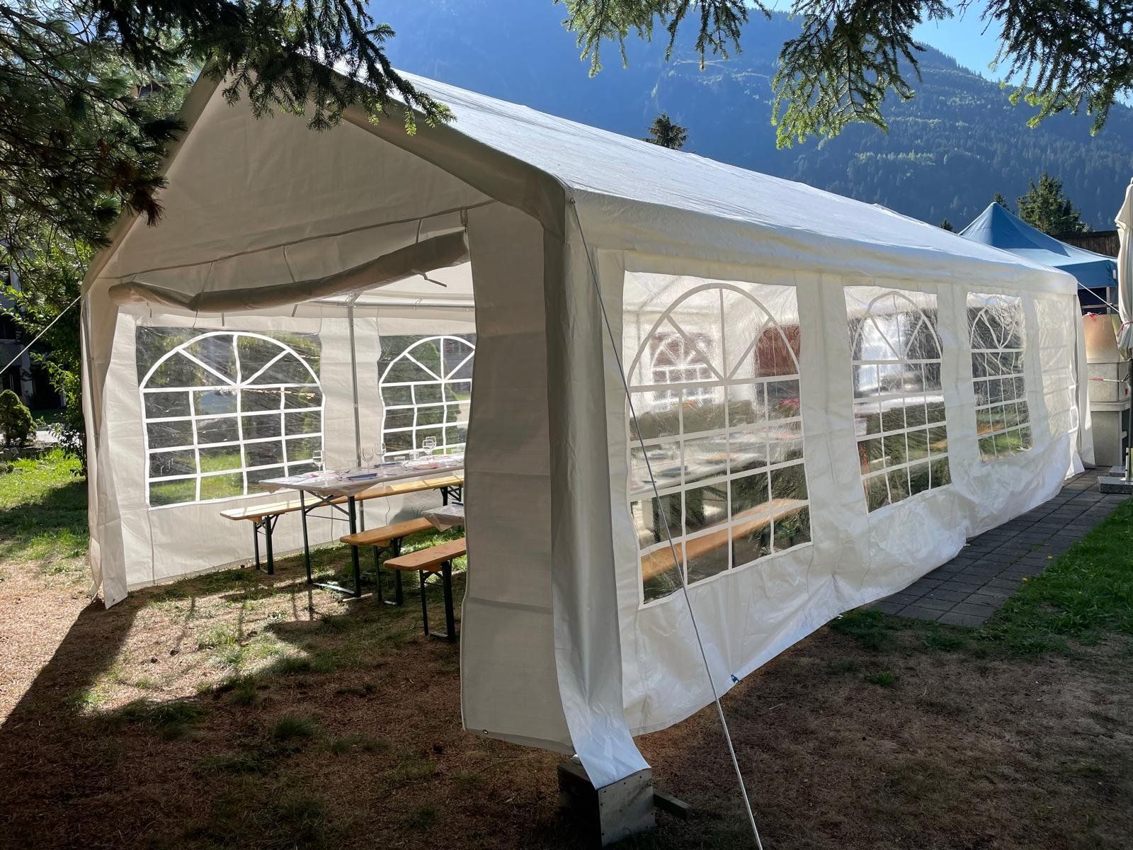 Tende & Padiglioni: Partyzelt 9x4 Meter – Usato da Disentis/Mustér venduto da hpb_8j6t 7