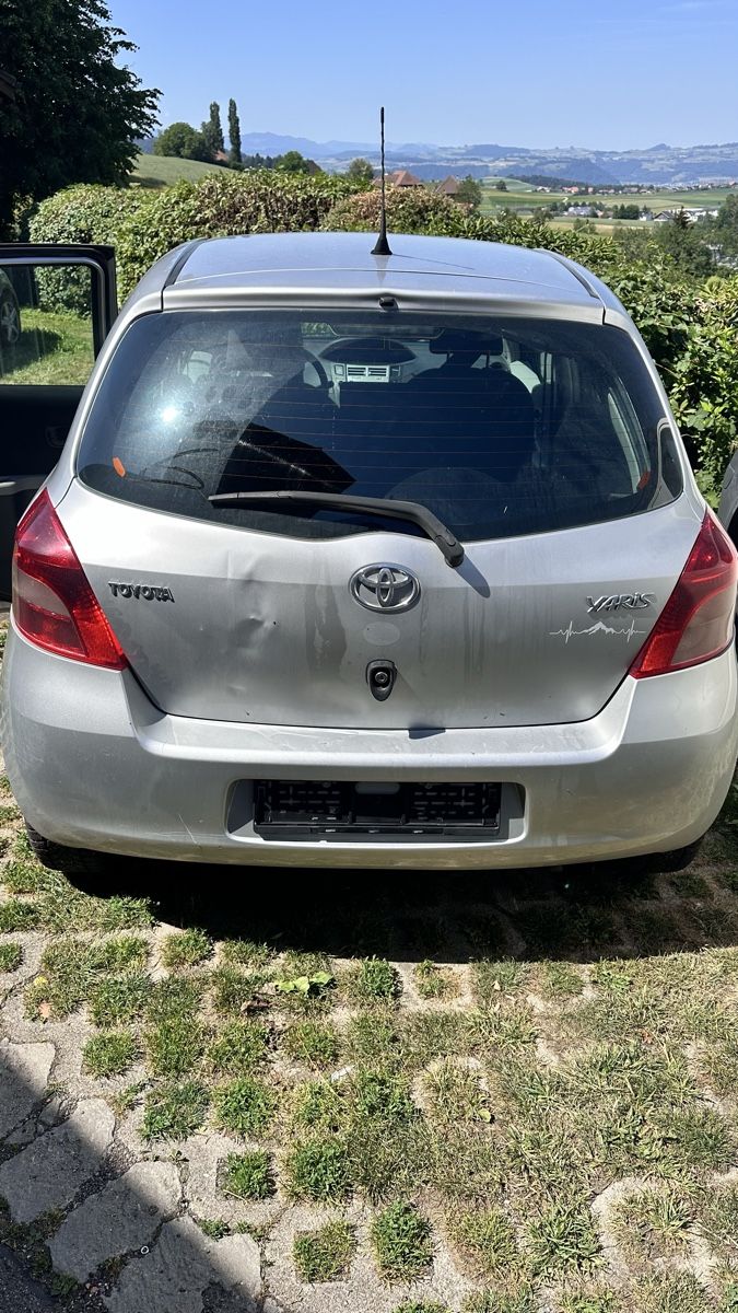 Toyota Automobili: Toyota Yaris – Usato da Arni BE venduto da fetijoel 6