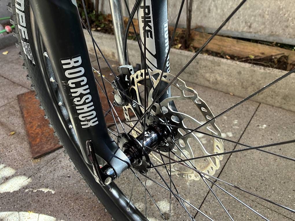 Biciclette: Trek Slash 8 27.5 Enduro  Rahmengrösse M / 17.5 – Usato da Bern venduto da don_zv5x 3