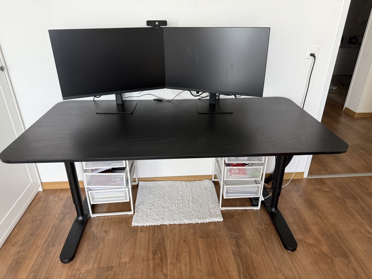 Ikea Scrivanie: Ikea BEKANT desk – Usato da Zürich venduto da DR.89 2