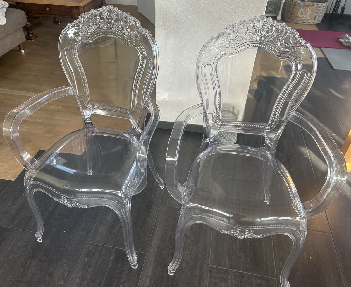 Sedie: Zwei transparente Armlehnenstühle – Usato da Immensee venduto da Lino63