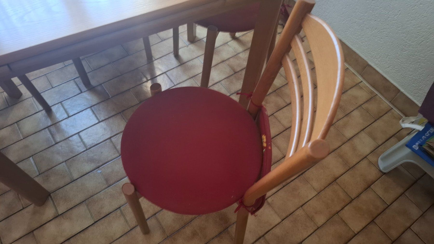 Pfister Tischset: Table avec rallonges et 4 chaises – Gebraucht aus Fribourg von Kiki020 1