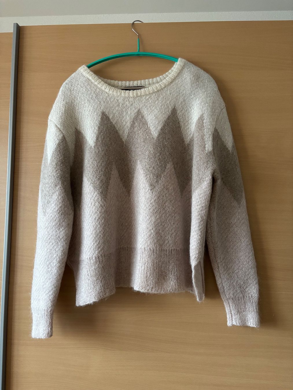 Zara Pullover & Sweatshirts: Pull Zara occasion  taille S – Gebraucht aus Murten von Louis1954 1