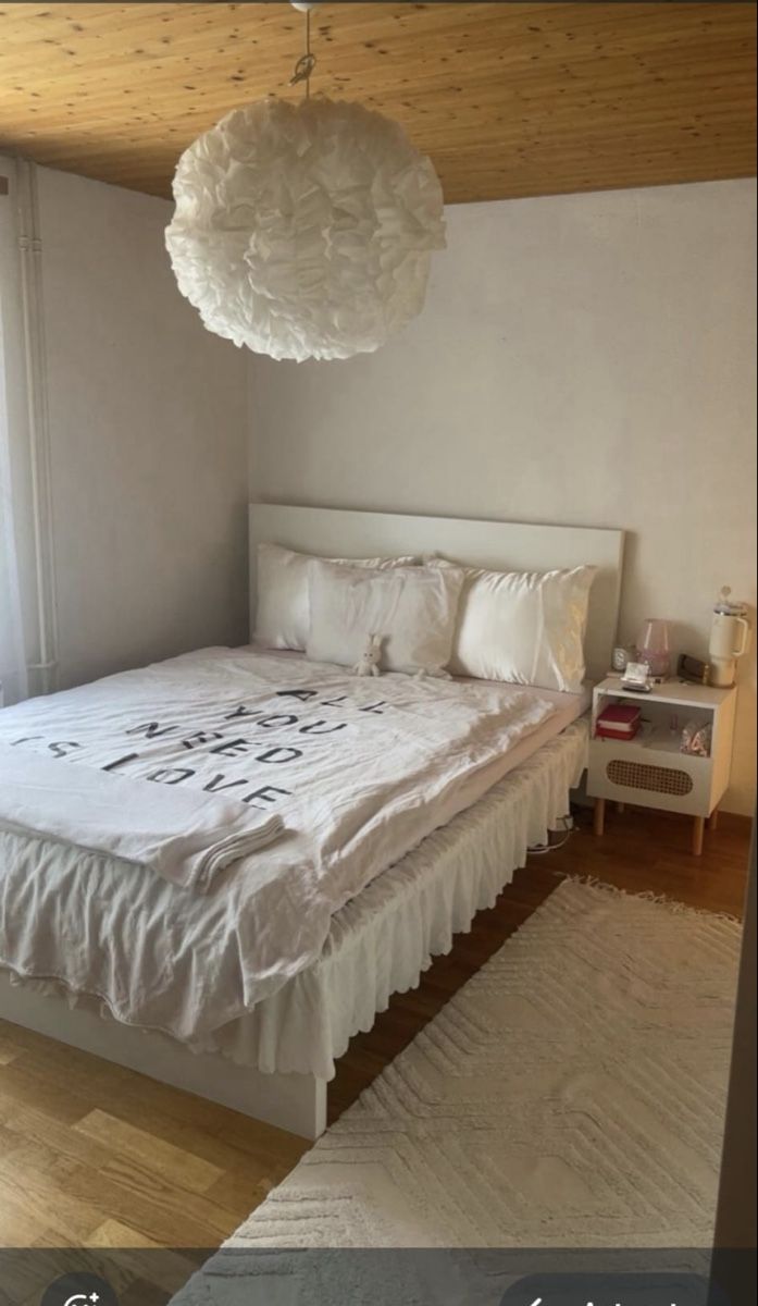 Betten: Bett – Gebraucht aus Henau von and_n2ps