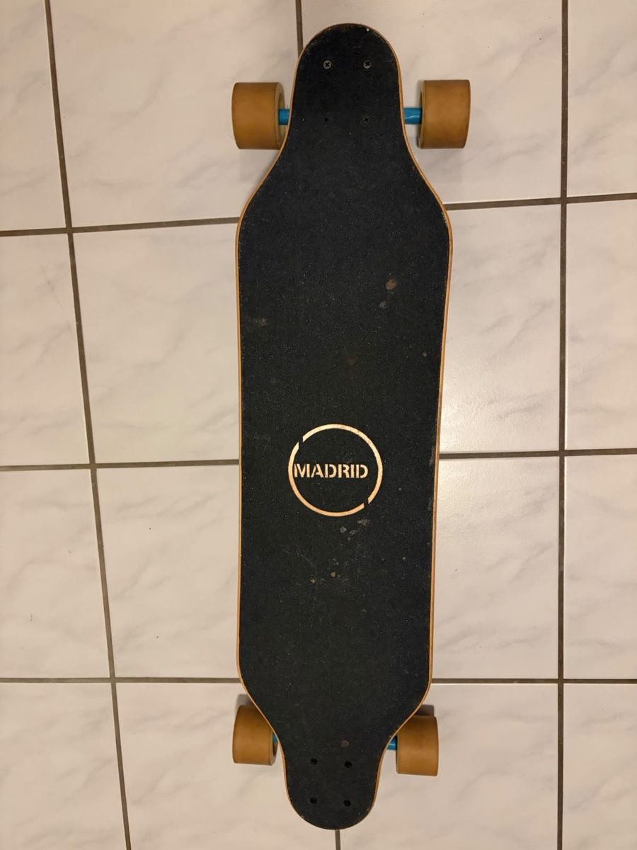 Madrid Skateboards: Longboard – Usato da Berikon venduto da Dusche