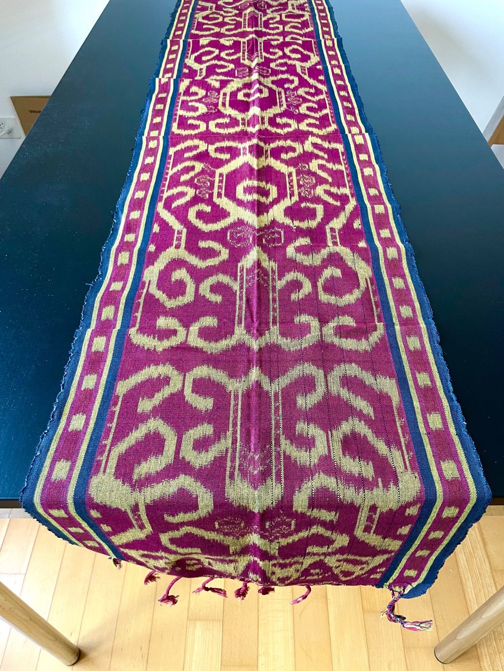 Tessuti: IKAT handgewoben 168 x 38 cm – Usato da Uster venduto da cityspider 1