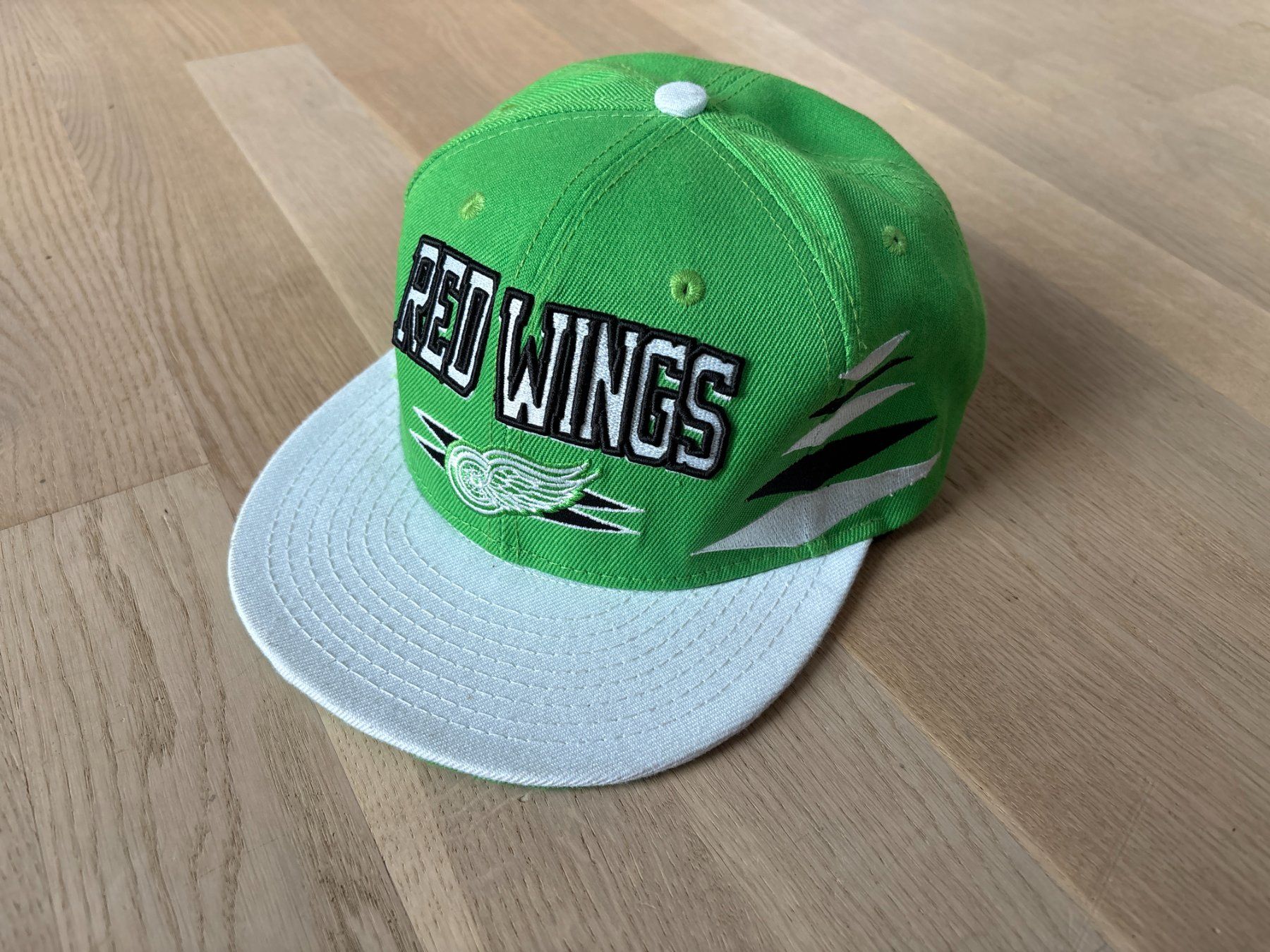 New Era Copricapi, berretti & cappellini: Red Wings NHL | New Era Cap – Usato da Elgg venduto da Jo_Naj