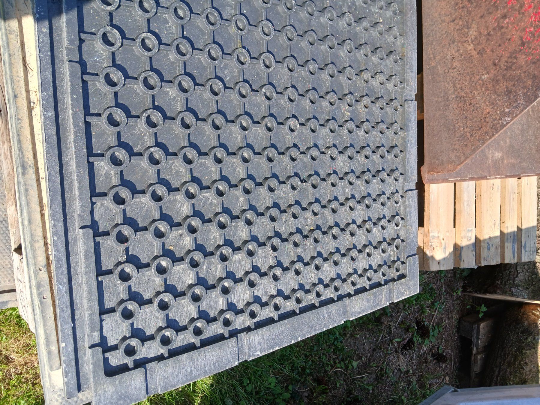 Rivestimenti per pavimenti: Gummimatten/ Lastplatten – Nuovo (secondo la descrizione) da Mellingen venduto da Roat 3