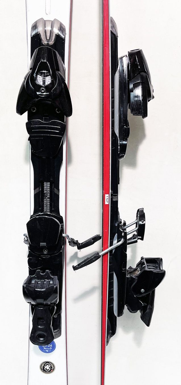 Sci: AK  152 cm; SWISS Ski – Usato da Brüttisellen venduto da SkiverkaufStepan 2