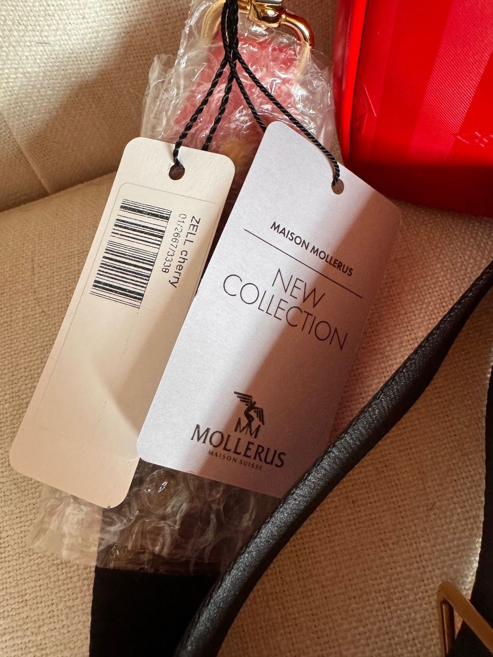 Maison Mollerus Borse da donna: Maison Mollerus Zell, Farbe Cherry rot, neu – Nuovo e nell'imballaggio originale da Grosswangen venduto da shoes.bags.and.co 7