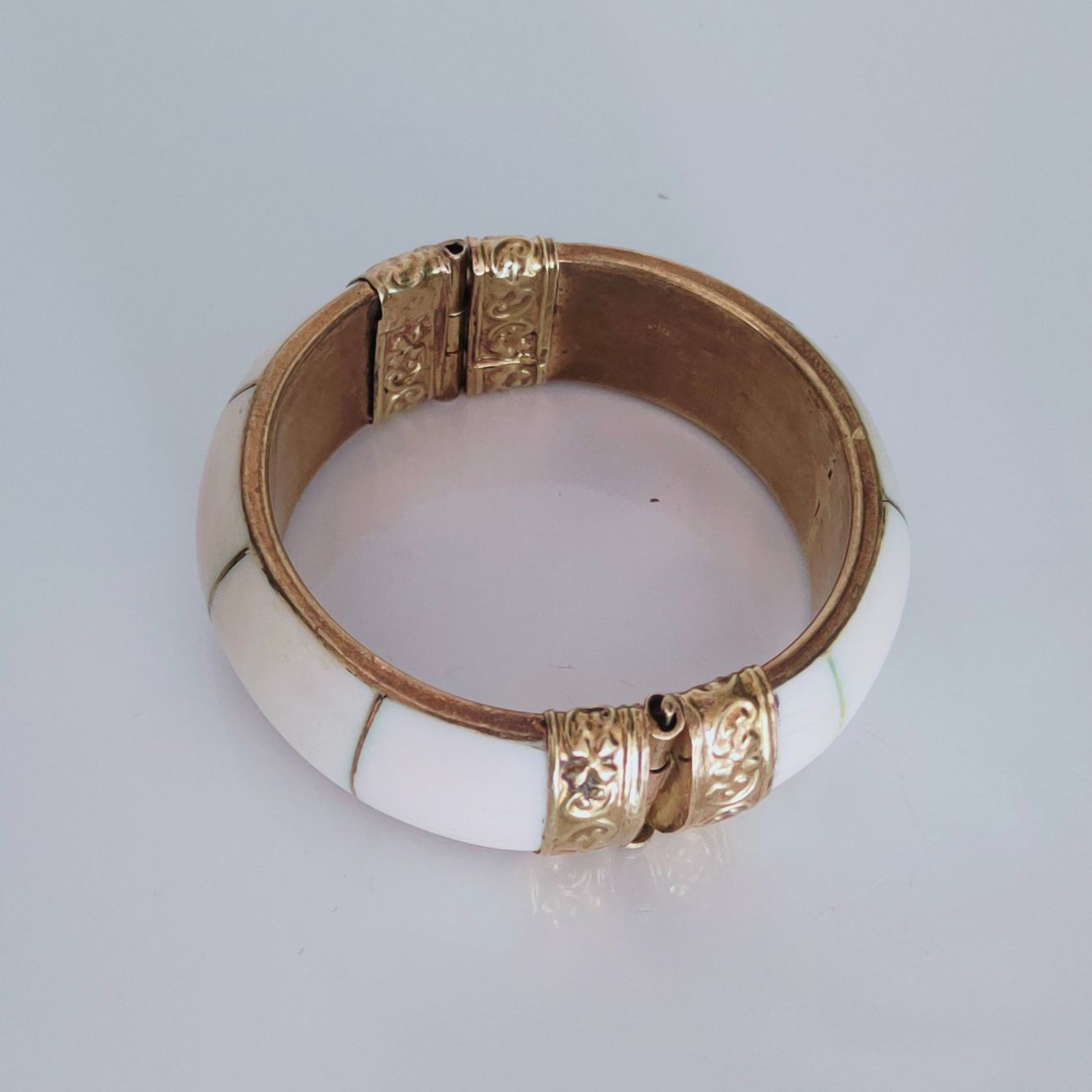 Bracciali & Braccialetti: Antikes Knochenarmband und Messing – Usato da Birr venduto da sen_8djr 5