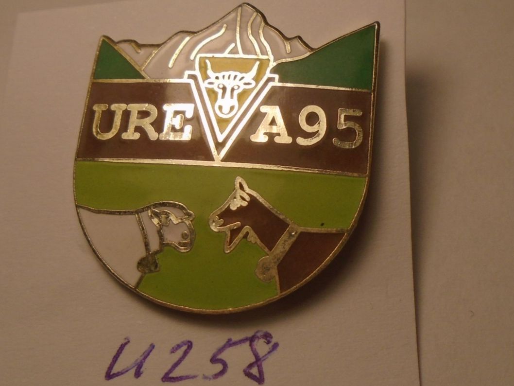 Plaketten & Abzeichen: 1 UREA 95 Tier Pin (U258) – Gebraucht aus Winterthur von Beli2000