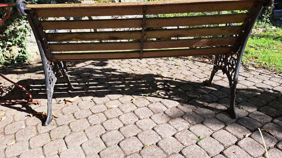 Panchine: Banc de jardin – Difettoso da Neuchâtel venduto da Forestmanz 3