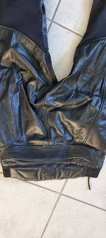 Kleiderpakete: Top Leder Hose und Jacke  – Gebraucht aus Mellingen von Louisam 1