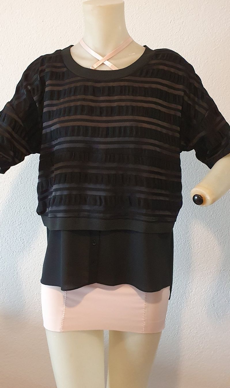 Top: ANGE  T2/M/38 TOP – Nuovo (secondo la descrizione) da Niederbipp venduto da fashionfuchs 2