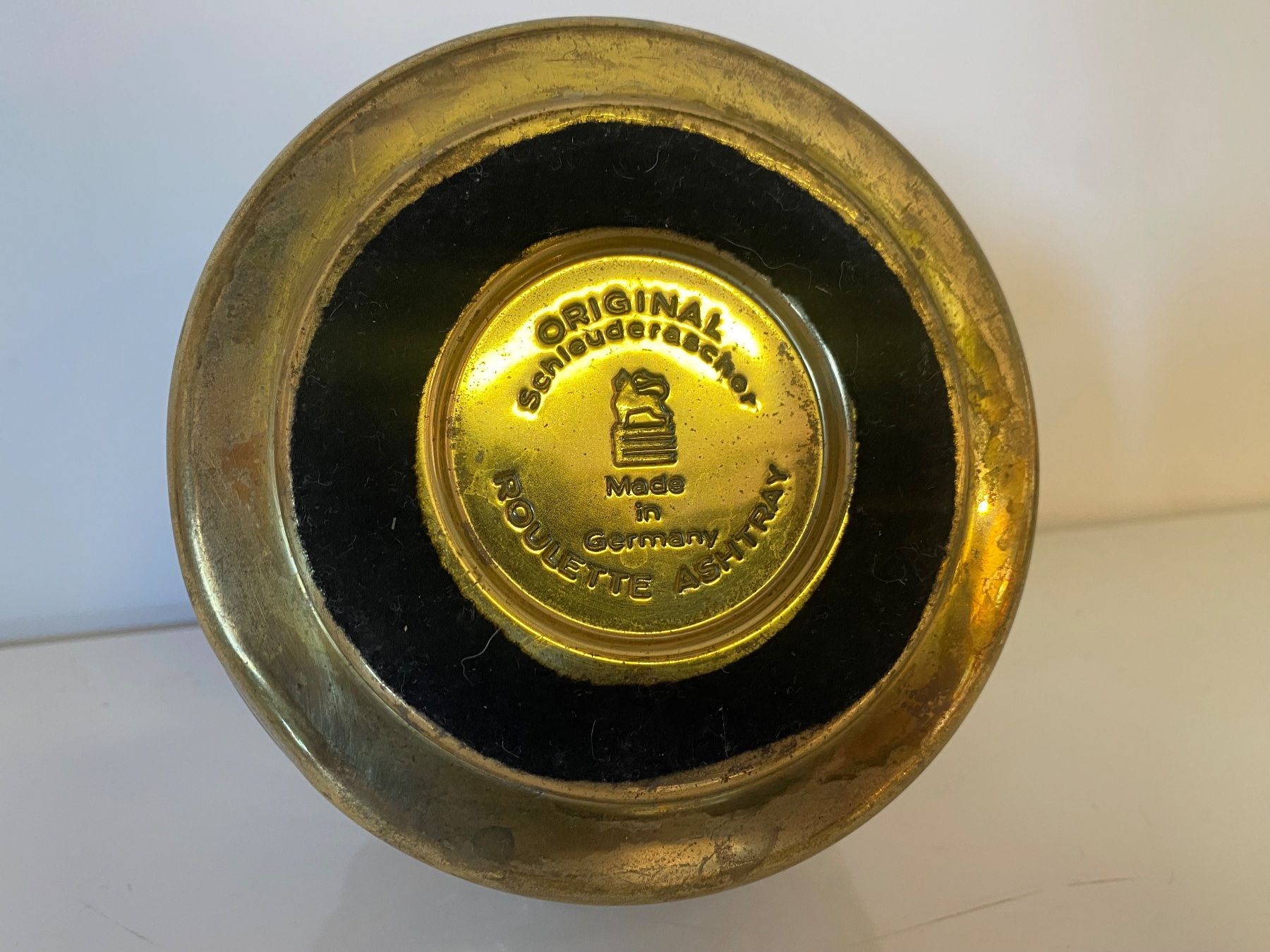 Portacenere: Original Roulette Aschenbecher Messing Schleuderascher – Usato da Küssnacht am Rigi venduto da Brockenhaus-Rigi 1