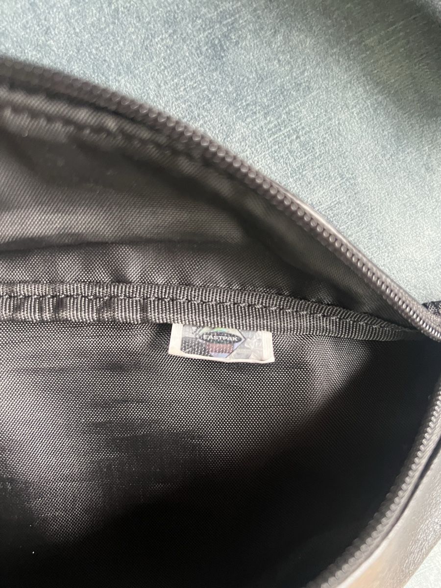 Eastpak Borse: Bauchtasche Eastpak Leder – Usato da OBERRIEDEN venduto da legpit 4