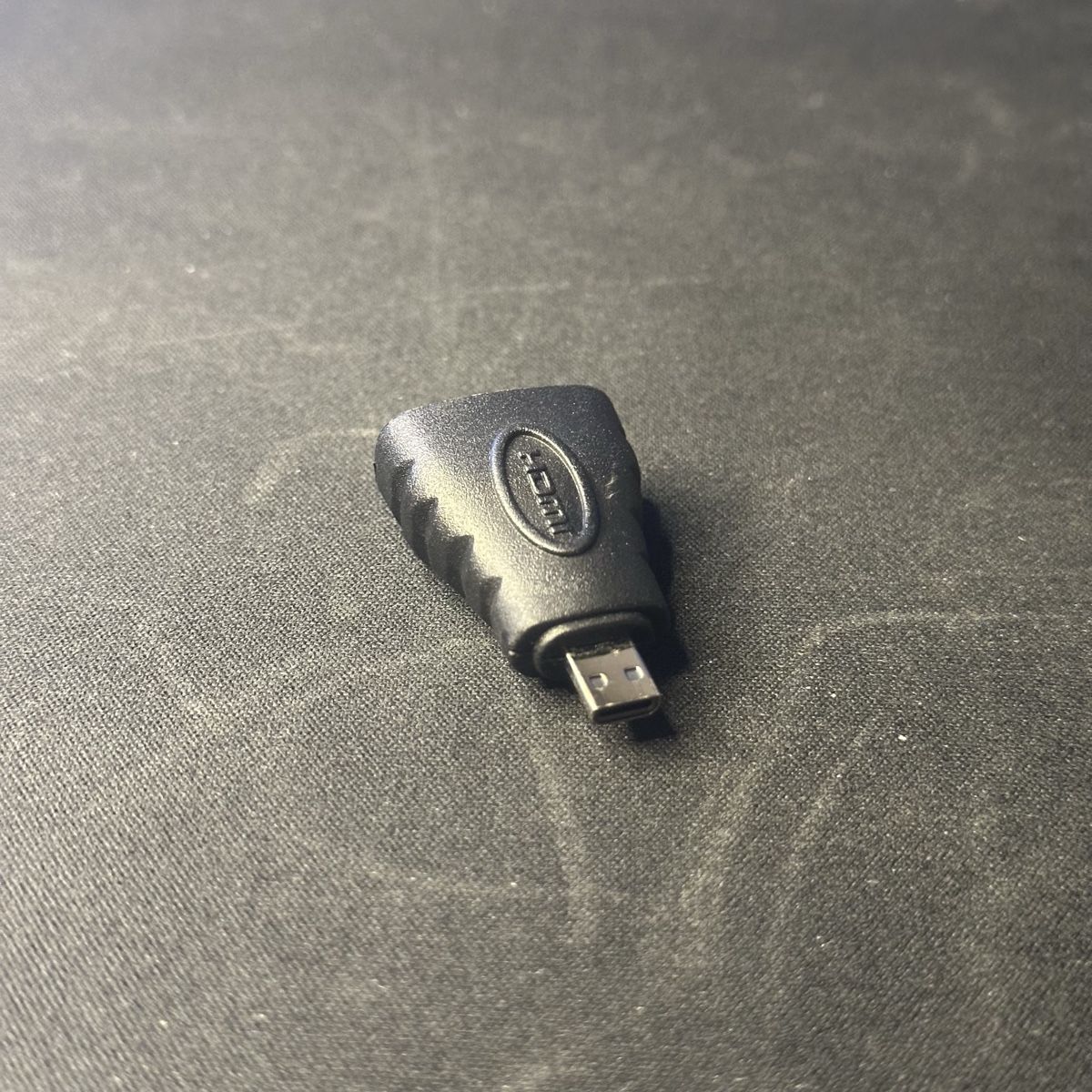 Adattatori: HDMI zu Micro-HDMI Adapter – Nuovo (secondo la descrizione) da Wil SG venduto da shinycardboard 2