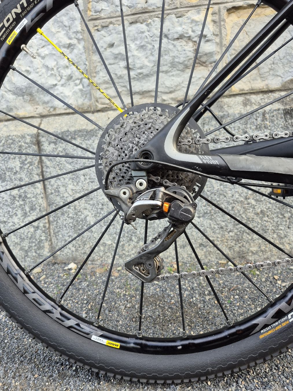 Canyon Vélos: Canyon Lux CF 29 – Neuf (Voir description) à Reinach AG par zot_tpy9 7
