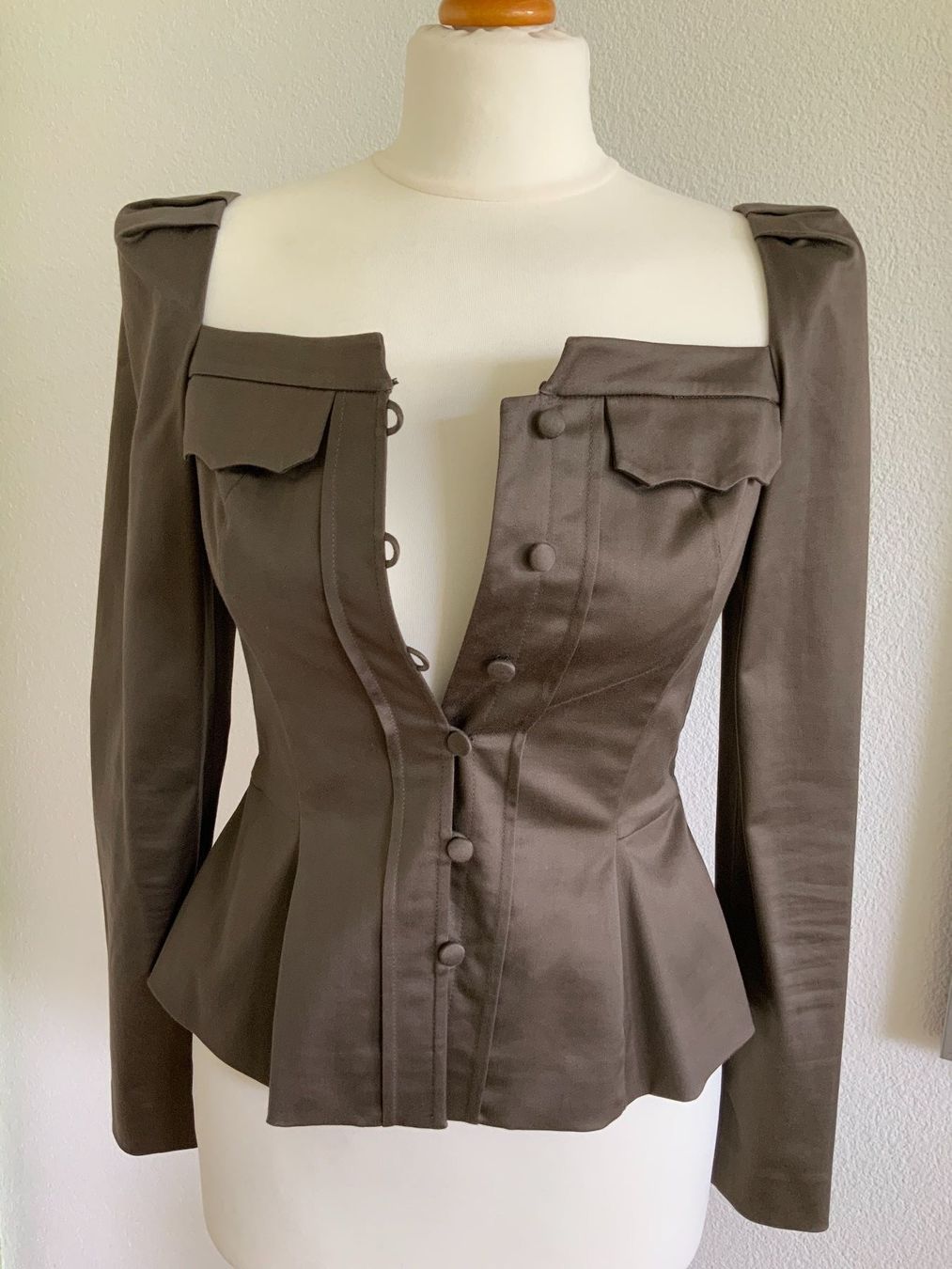 Giacche: Jacket, tailliert, olive, POEM, Gr. 34, sehr hochwertig! – Usato da Zürich venduto da ancillaschmidhauser 1