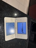 Nintendo DSi LL Konsole weiss inkl. Ladekabel gebraucht