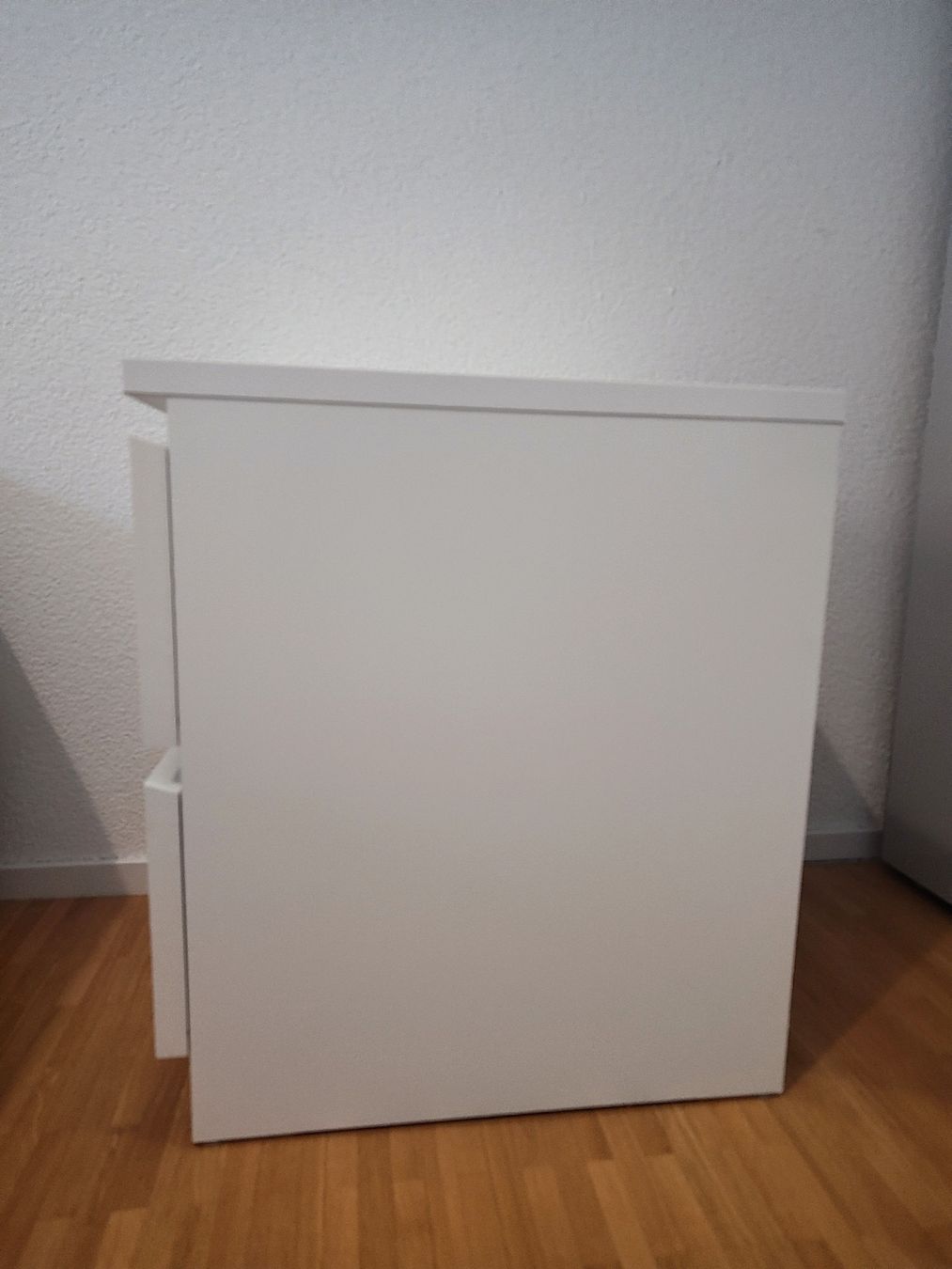 Ikea Comodini: White Bedside Table with Two Drawers – Usato da Glattbrugg venduto da wki_jq8f 4