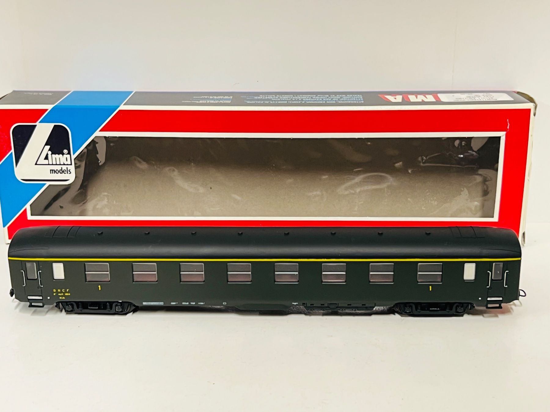 Lima Modellini di ferrovie: Lima  30 9148 SNCF 1.Kl. H0 DC – Usato da Geroldswil venduto da TopTrain54 1