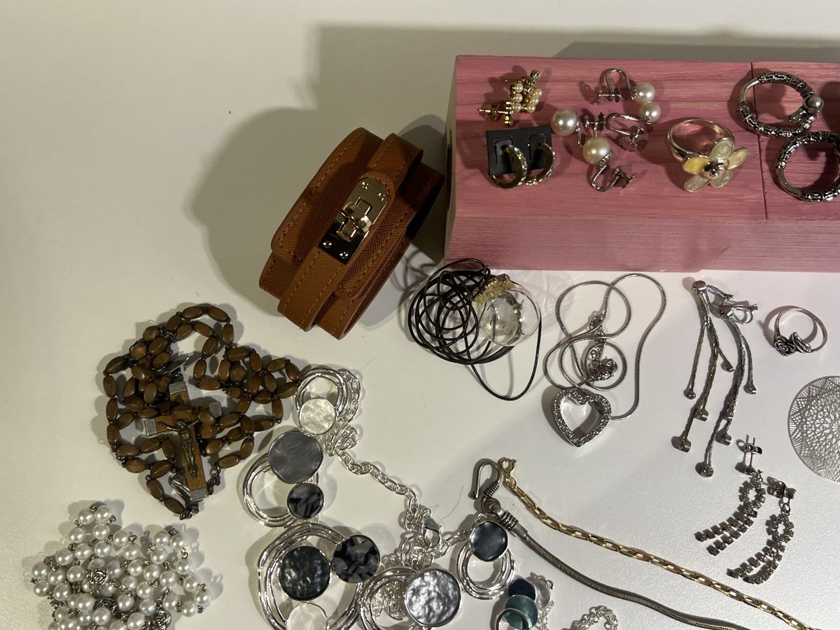 Sonstiger Schmuck: Lot de bijoux – Gebraucht aus St-Pierre-Clages von ste_xk6p 2