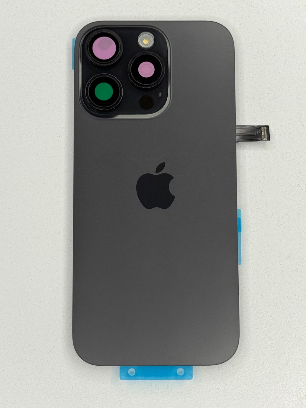 Apple Telefoni cellulari / Smartphones: Vitre Arrière pour iPhone 16 Pro avec NFC | Flash – Nuovo e nell'imballaggio originale da Zug venduto da ElPhone