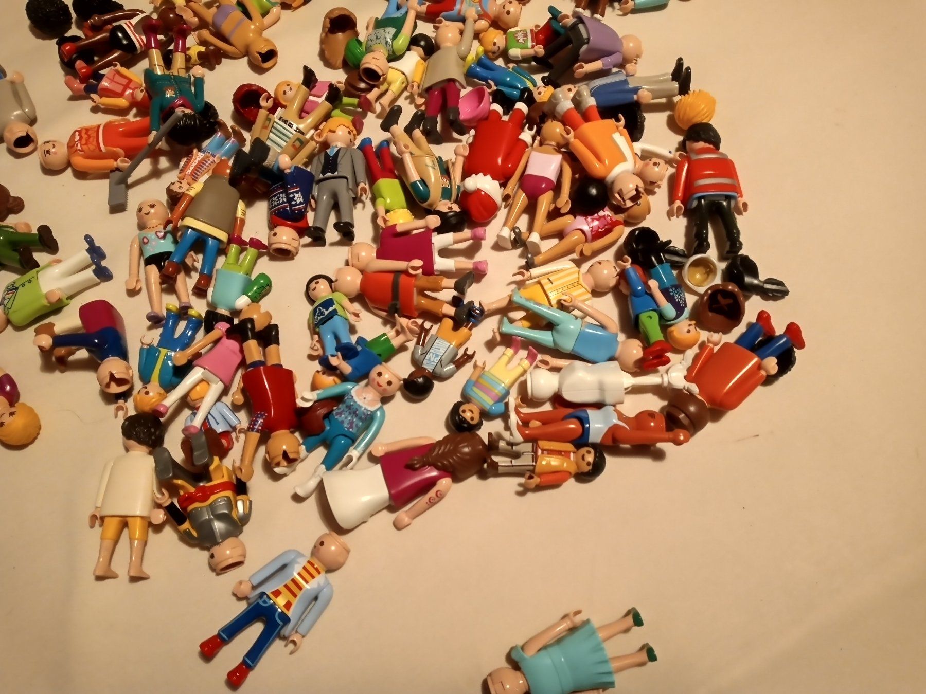 Playmobil Giocattoli: Playmobil Figuren – Usato da Prez-vers-Siviriez venduto da Monija70 3