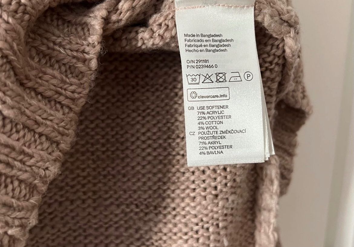 H&M Pulls & Sweat-shirts: H&M Strickpullover, Grösse S, Gratisversand – D'occasion à Frutigen par glnays 3