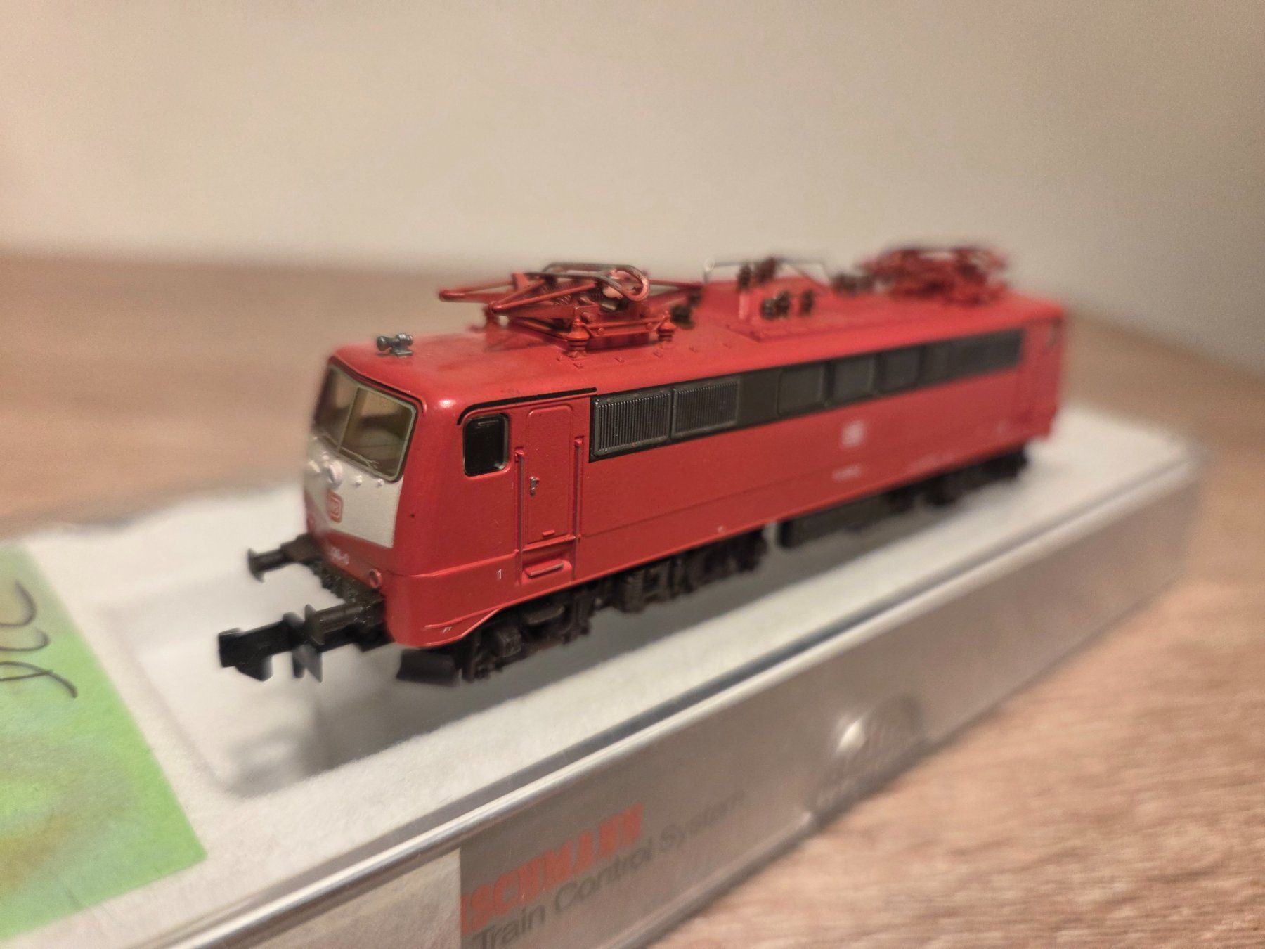 Fleischmann Modellini di ferrovie: Fleischmann N FMZ 67349 E-Lok BR 111 DB Digital – Usato da St-Aubin-Sauges venduto da Lo_Go 2
