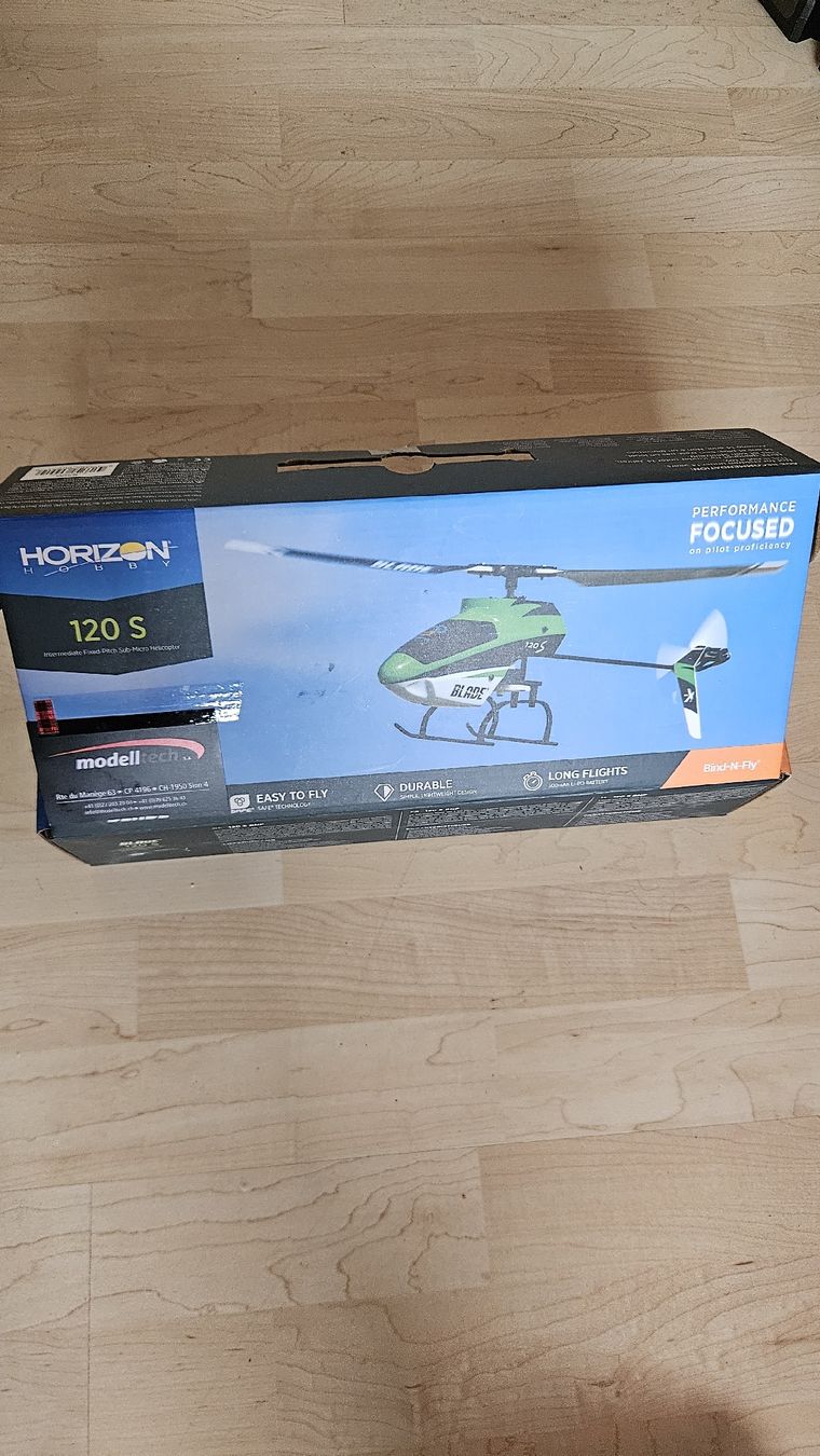 Blade RC Kits de montage: Hélicoptère télécommandé – D'occasion à Rennaz par LorianWeber