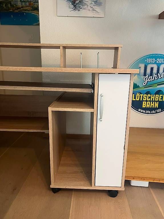 Bureaux: Schreibtisch multifunktional – D'occasion à Münchenstein par alessio.cusintino 2