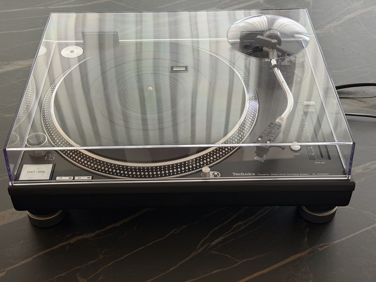 Technics Plattenspieler: Technics SL-1210 M3D – Gebraucht aus Rapperswil SG von Whitecielo 3