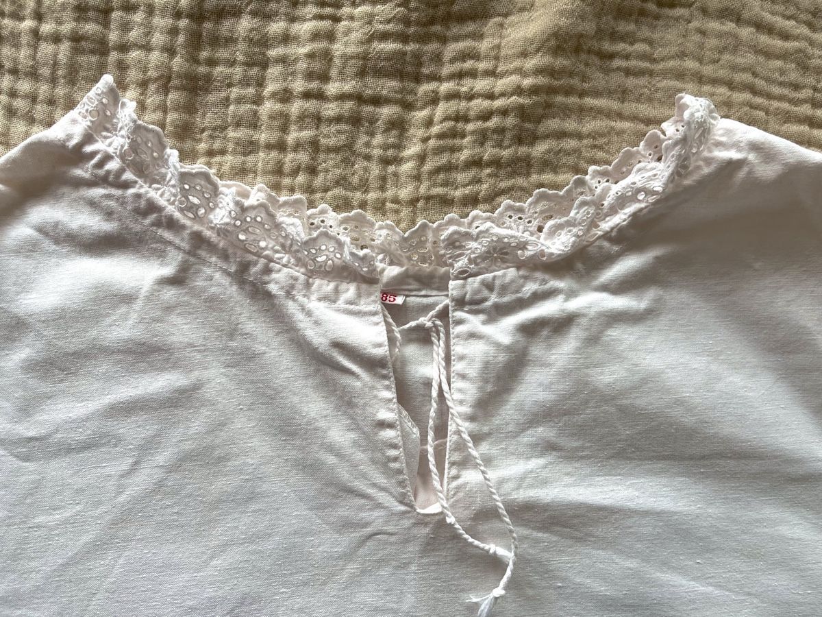 Top: Vintage Weisses Baumwolltop mit Spitze – Nuovo (secondo la descrizione) da Zürich venduto da msa_982q 1