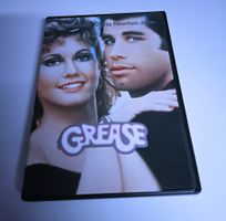 GREASE      John Travolta, Olivia Newton-John