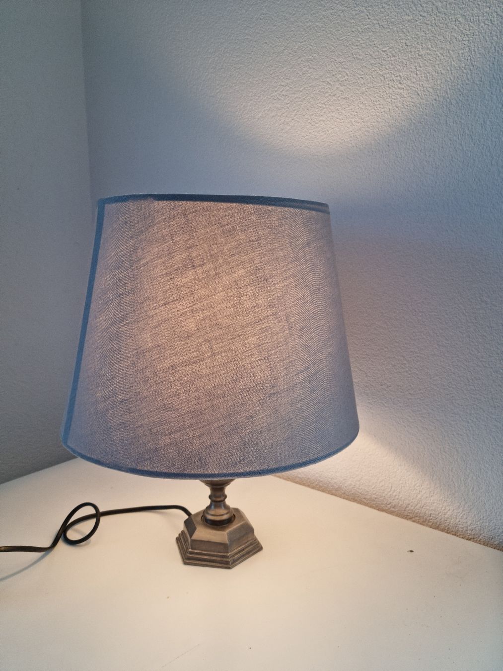 Paralumi: Lampe Antik – Usato da Brügg BE venduto da Delfin79