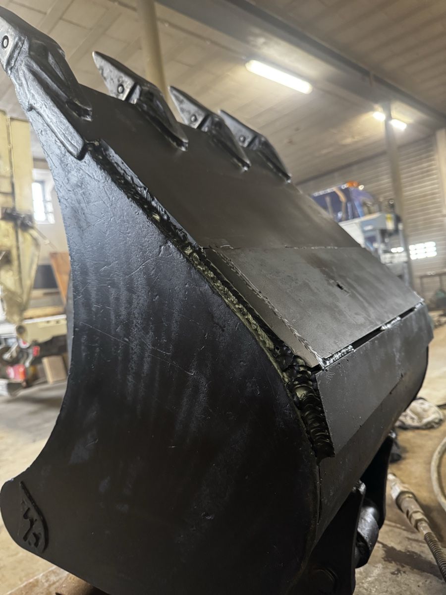 Escavatori: Tieflöffel für Bagger – Usato da Bannwil venduto da HubacherGmbH 9