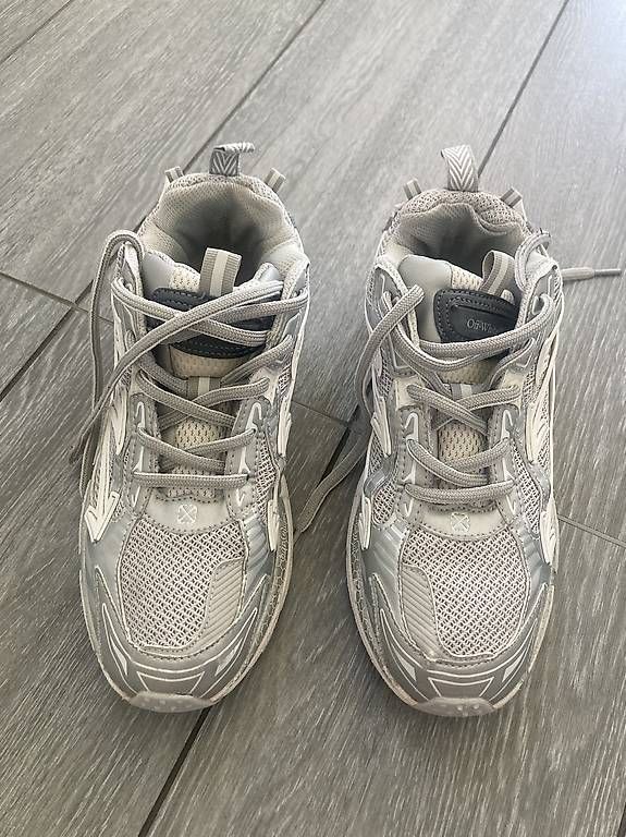 Scarpe da uomo: Scarpe Off-White – Usato da Rancate venduto da sanaman 1