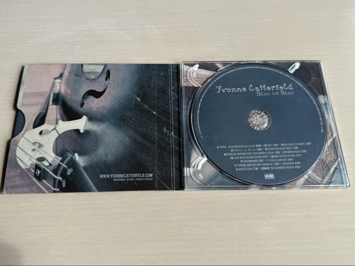 CD: Yvonne Catterfeld - Blau in Blau CD – Usato da Oberried Brienz venduto da Chyara 2