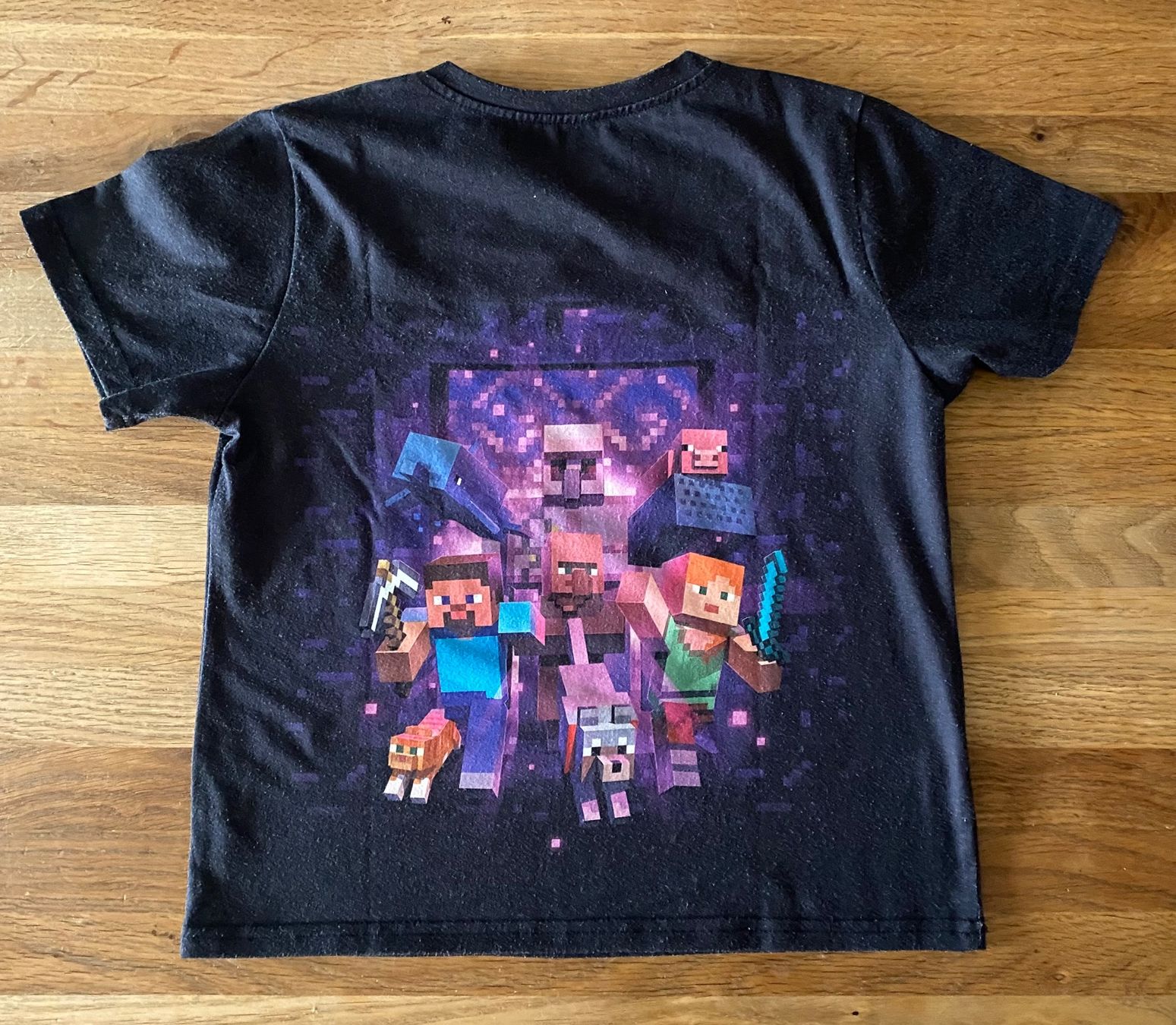 Camicie, T-shirt & Polo: TShirt MINECRAFT, 140cm – Usato da Bassersdorf venduto da och_928l 1