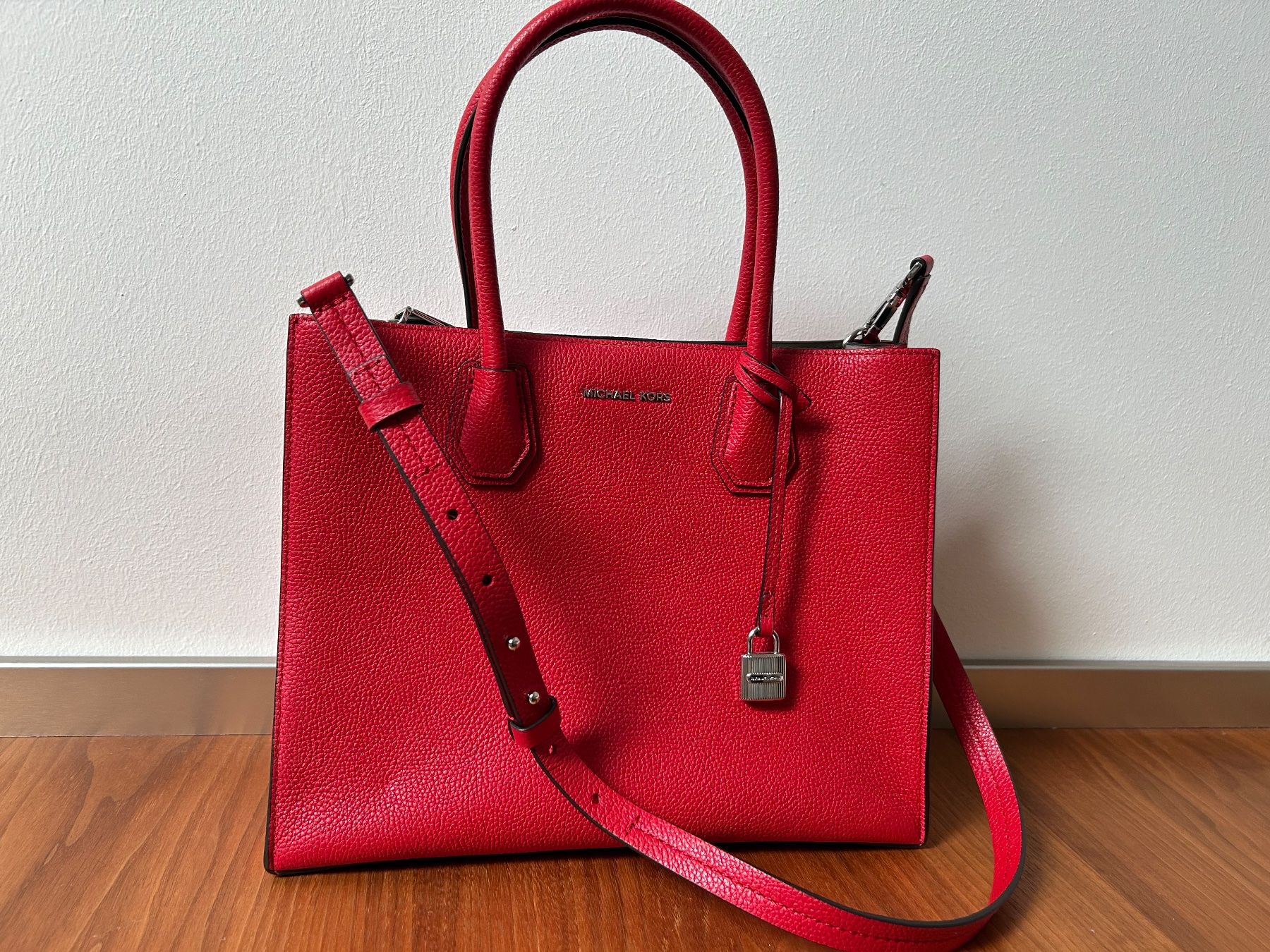 Michael Kors Borse da donna: Michael Kors Tasche - rot - NEU – Nuovo e nell'imballaggio originale da Grindel venduto da mstalz 3