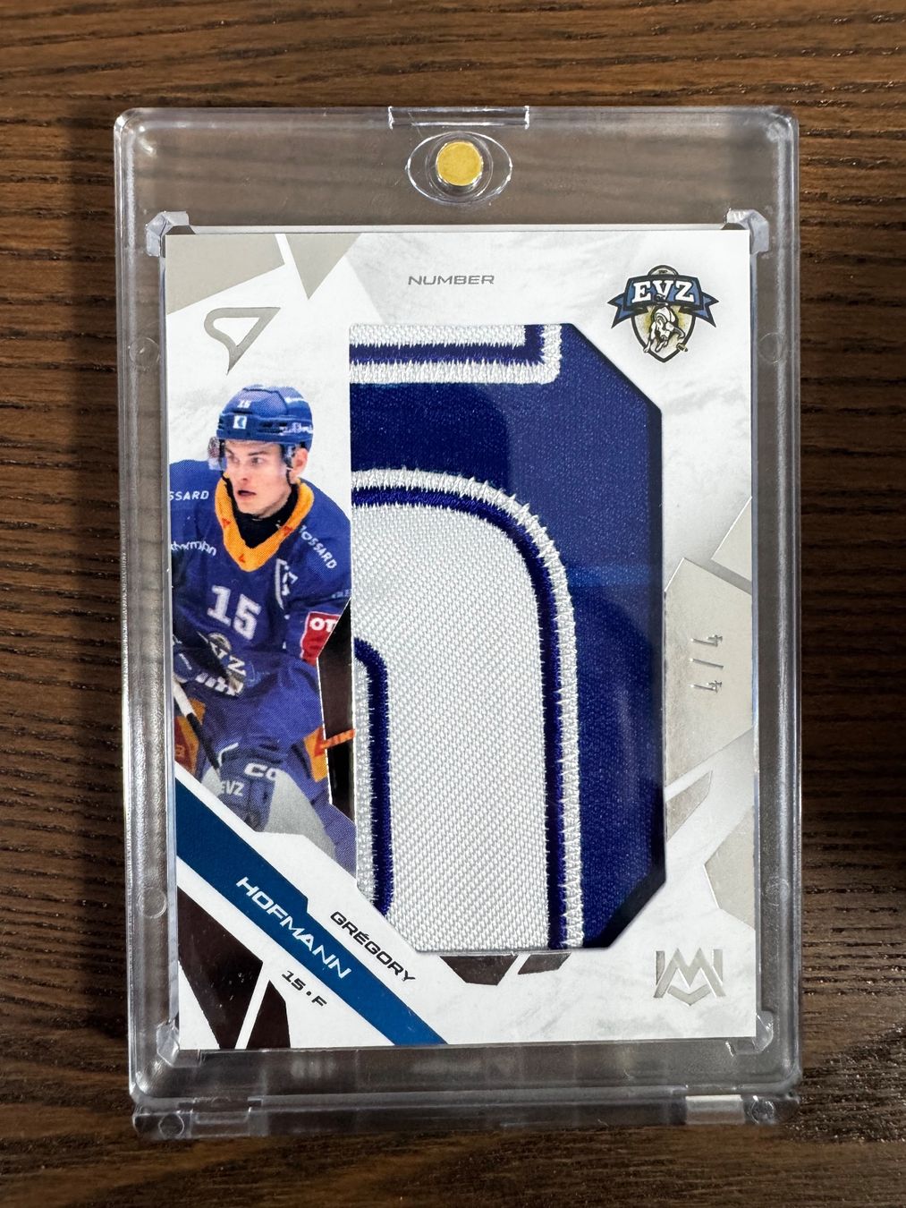 Sportzoo Carte collezionabili: UM - Number - 4/4 Hofmann – Usato da Estavayer-le-Lac venduto da fav_7cfn